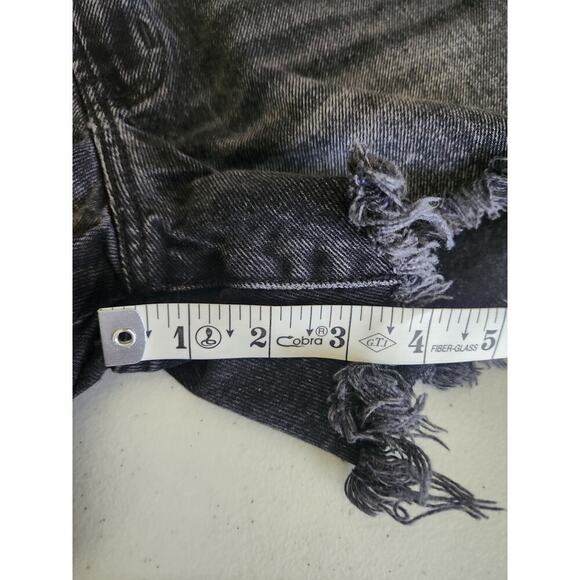 Abercrombie and Fitch Mid Rise Boyfriend short black wash sz 4/27 beach rodeo - Picture 9 of 9